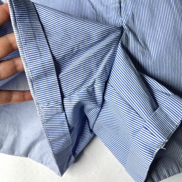 Women’s Crown & Ivy Blue & White Striped Shorts Size 12 - Picture 7 of 11